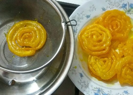 طرز تهیه بامیه افغانی خانگی مخصوص و حرفه ای به روش قنادی ها_رستوران یاب