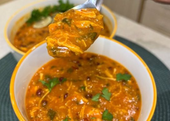 طرز تهیه سوپ پاییزی خوشمزه با مرغ و سبزیجات_رستوران یاب