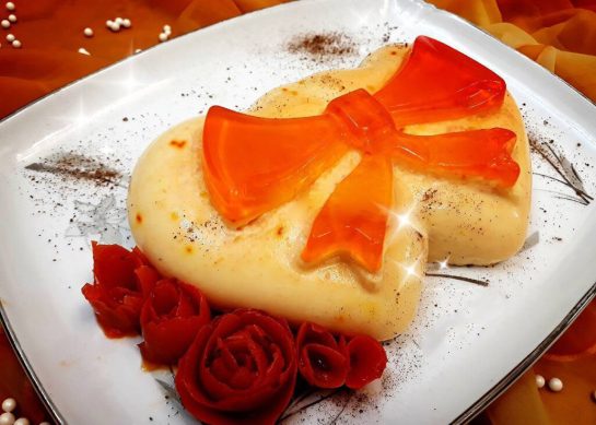 طرز تهیه پاناکوتا خرمالو جذاب و راحت برای شب یلدا_رستوران یاب