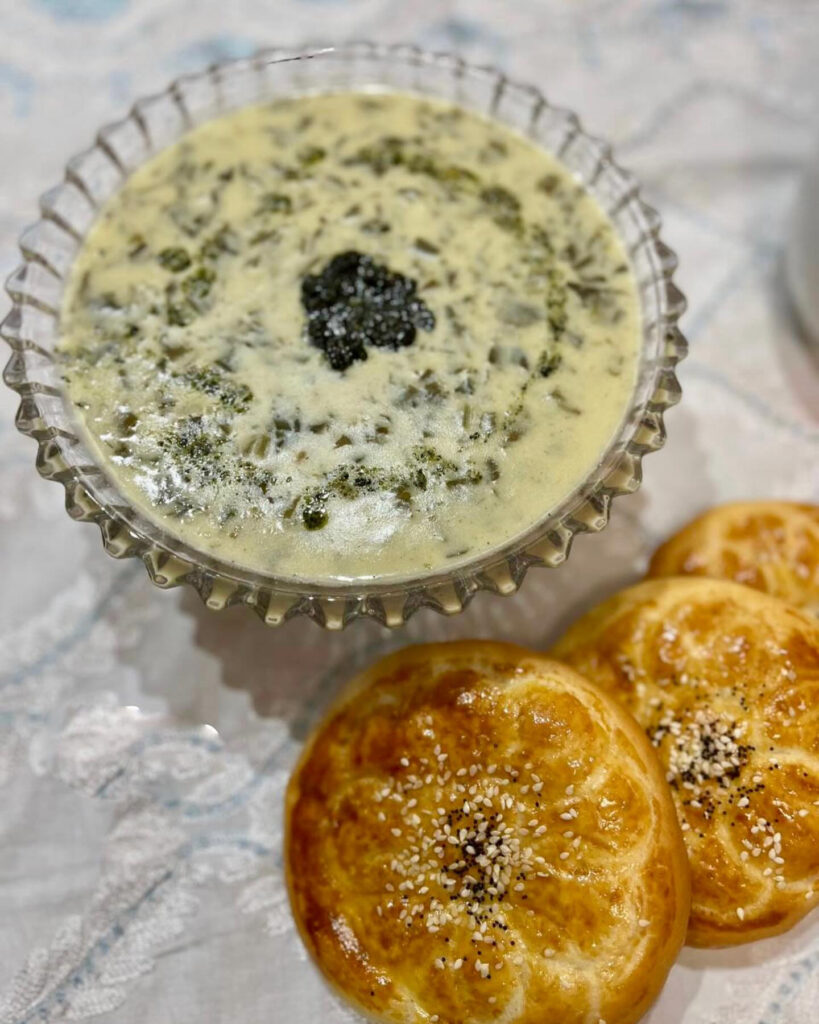 طرز تهیه نان ماه رمضان مخصوص و نرم با طعم زنجبیلی به روش قنادی_رستوران یاب