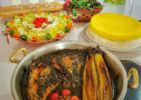 طرز تهیه ترش واش گیلانی با مرغ مجلسی و خوشمزه به روش سنتی_رستوران یاب