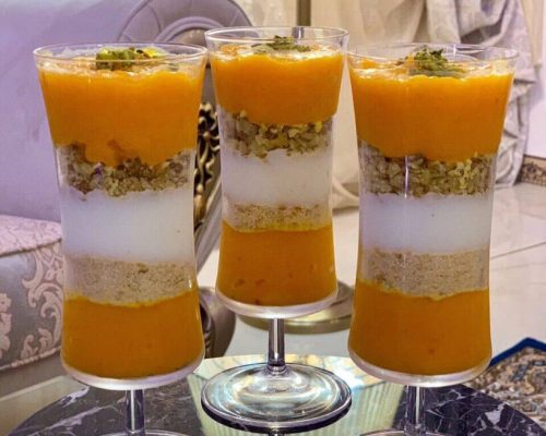 طرز تهیه دسر کدو حلوایی سه رنگ با بیسکویت