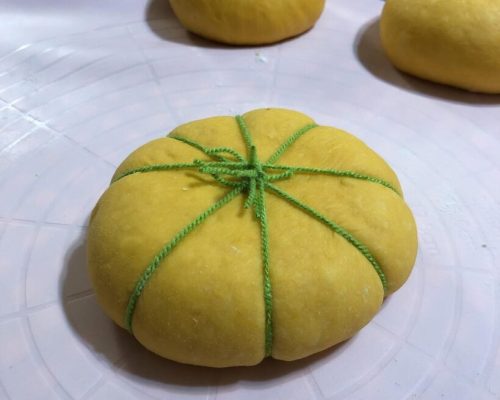 طرز تهیه نان کدو حلوایی