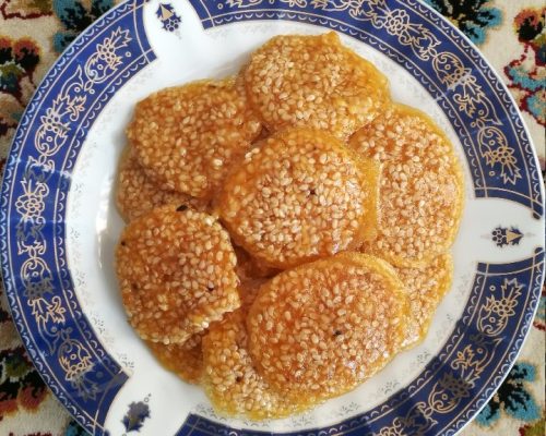 طرز تهیه پولکی کنجدی