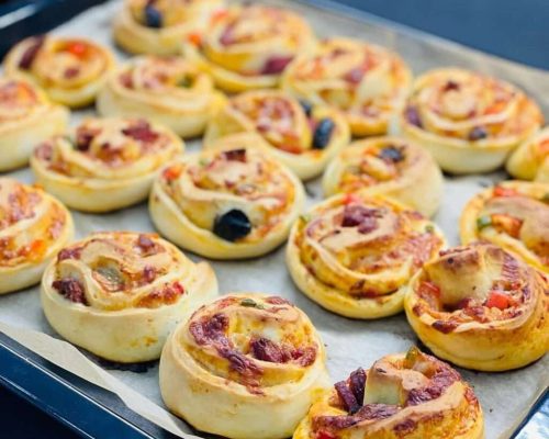 طرز تهیه پیتزا رولی