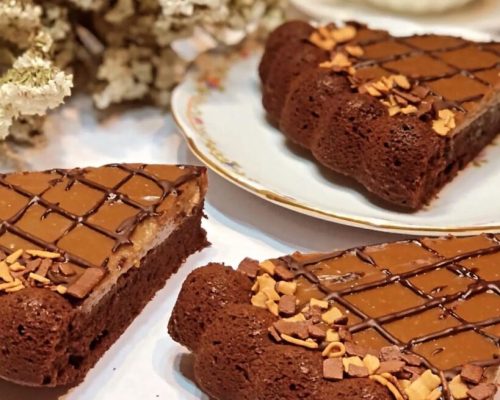 طرز تهیه کیک نسکافه ای کافی شاپی با شیر ساده و راحت